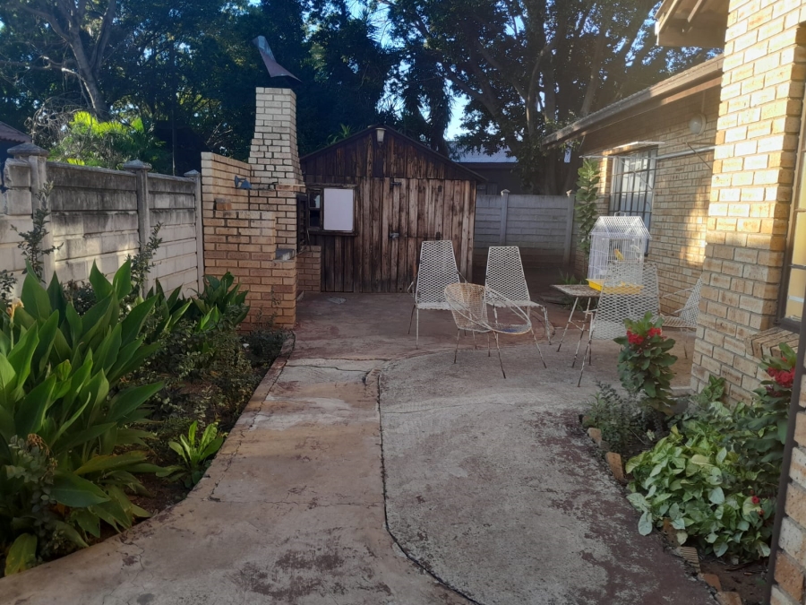 3 Bedroom Property for Sale in Bodorp North West
